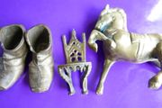 Vintage Brass (Horse 13cm x 13cm)(Chair 9cm x 4,5cm)(Shoes L-8cm)