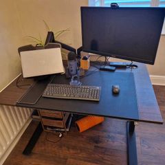 Fully (Herman Miller) Jarvis Hardwood Standing Desk