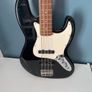 bass guitar with jazz pickups Image 3