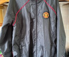 Man Utd official merch jacket