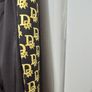 Luxury Shorts Size L Image 3