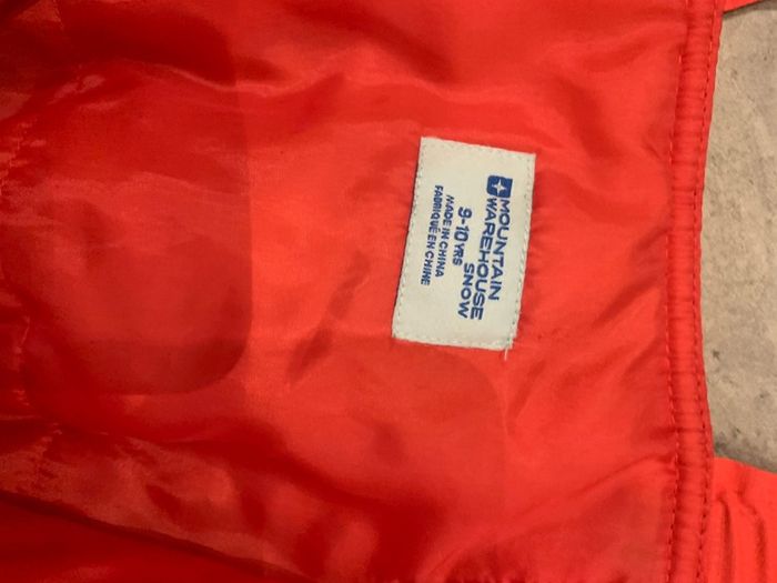 Girl 9-10 years snow suit