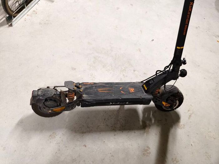 Kugoo G2 Master (New Brakes, Cable Line, Tires)