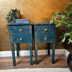 Bedside lockers