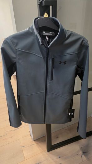 Under Armour Soft Shell small