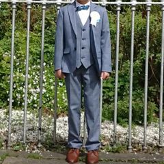 Boys suit Age 6-7 1880 club