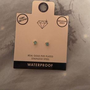 Lovisa ear studs