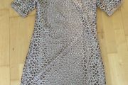 Elegant Gold/Beige Fitted Dress