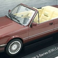 BMW E30 1:18  convertible