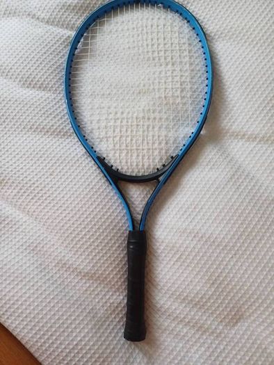 Child's 23" tennis racquet