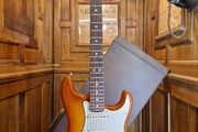 Fender AM Performer Stratocaster 2018