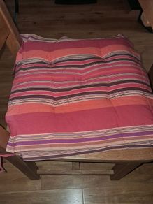 Set of 8 chair cushions