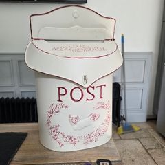 mail post box