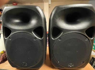 Warfedale pro Titan 15 D powered speakers