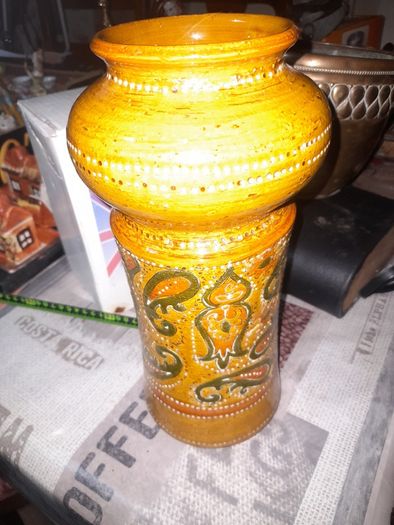 Beautiful Rare Old Vintage Italian Salt Glaze Bitossi Pottery Vase Postage Available or Collection