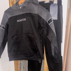 BNWT Boys Brave Soul tracksuit age 9-10