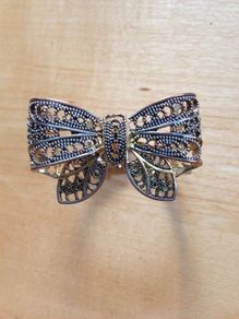 Bow Bangle