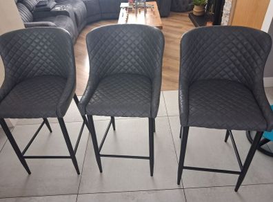 bar/kitchen stool