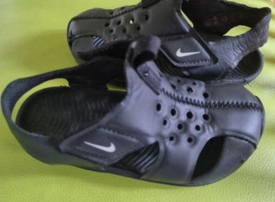 Nike sandals junior