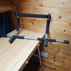 Pull up bar