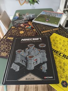 MINECRAFT Books and toys