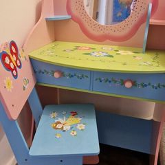 Kids wooden dressing table with chair