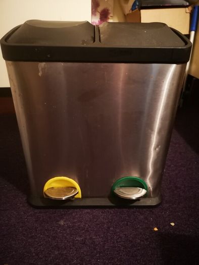 kitchen pedal bin