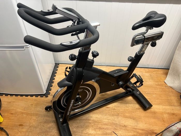 Hit Fitness G5 spin exercise bike