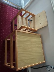 Kids table and chair