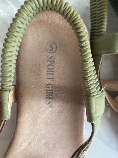 Pretty Ladies Sandals size 5