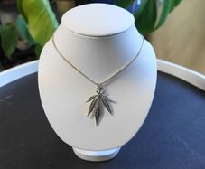 Sterling silver 925 Cannabis Weed Leaf Pendant and Chain