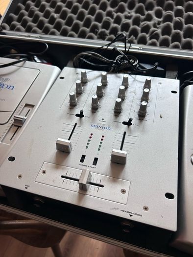 Stanton S-250 Dj set + mixer