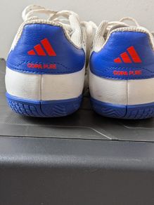 Indoor football boots