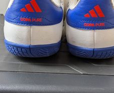 Indoor football boots
