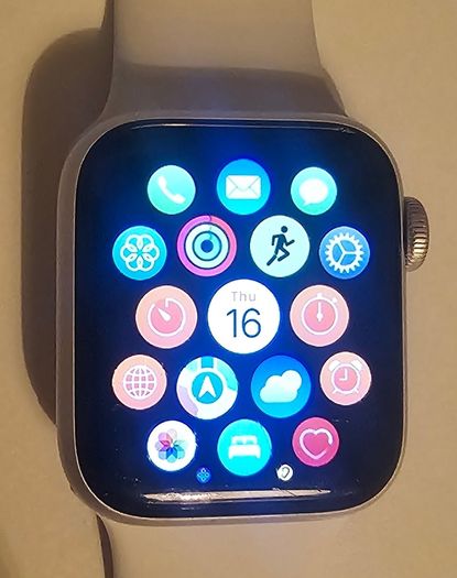 Apple watch SE 11.2