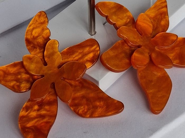 Marbled Orange 3D Tiger Lily Resin Earrings