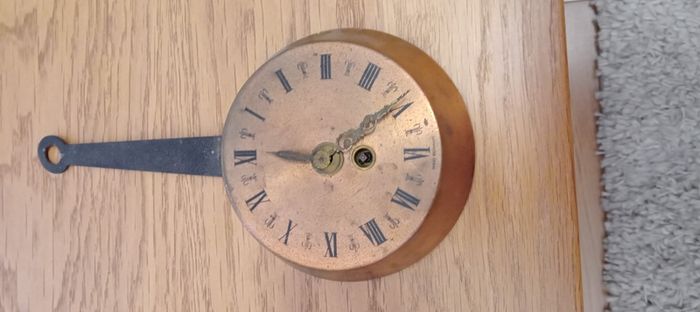 Vintage Copper Frying Pan Wall Clock   (1960s/1970s)