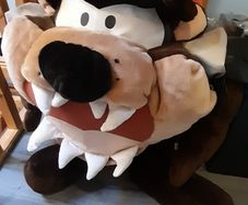 Tazmanian Devil. 70 CM. Free Tracked Postage!