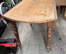 Vintage drop leaf table