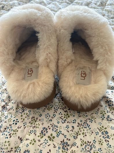 Brand New Ugg Disquette Chestnut Size 5.