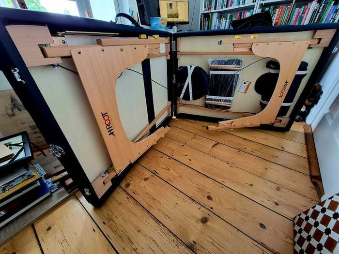 Massage Bed