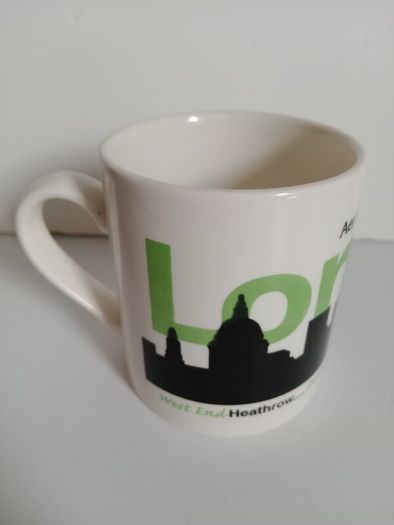 Aer Lingus, memorabilia, carrigaline pottery mug