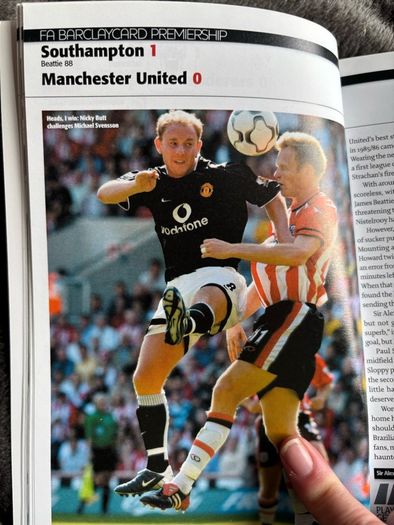 Manchester United Official Members' Yearbook 2003/04