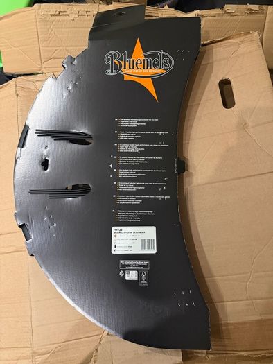 Brand new SKS Bluemels Style 28 inch 46 Mudguard Set Black