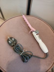 Per una from Marks & Spencer hair curler