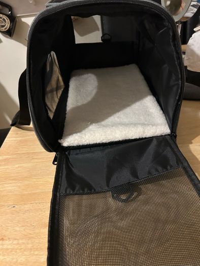 Small Dog or cat carrier bag