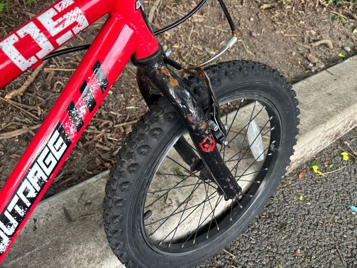Apollo Outrage Kids Bike - 18" Wheel