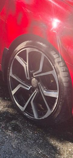 vw golf alloys and tyres