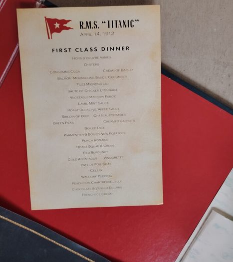 Titanic 3D Model Book (2007 First Edition)