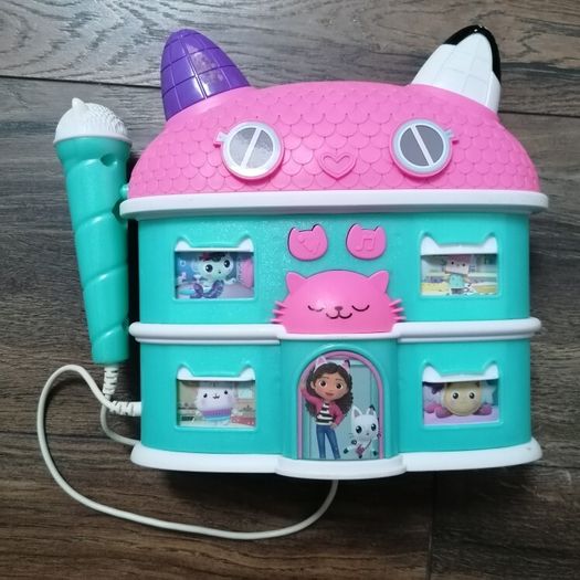 Gabby's dollhouse sing along boom box with microphone